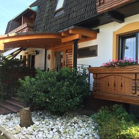 Bed and Breakfast Penzion Tavcar Laibach Exterior foto